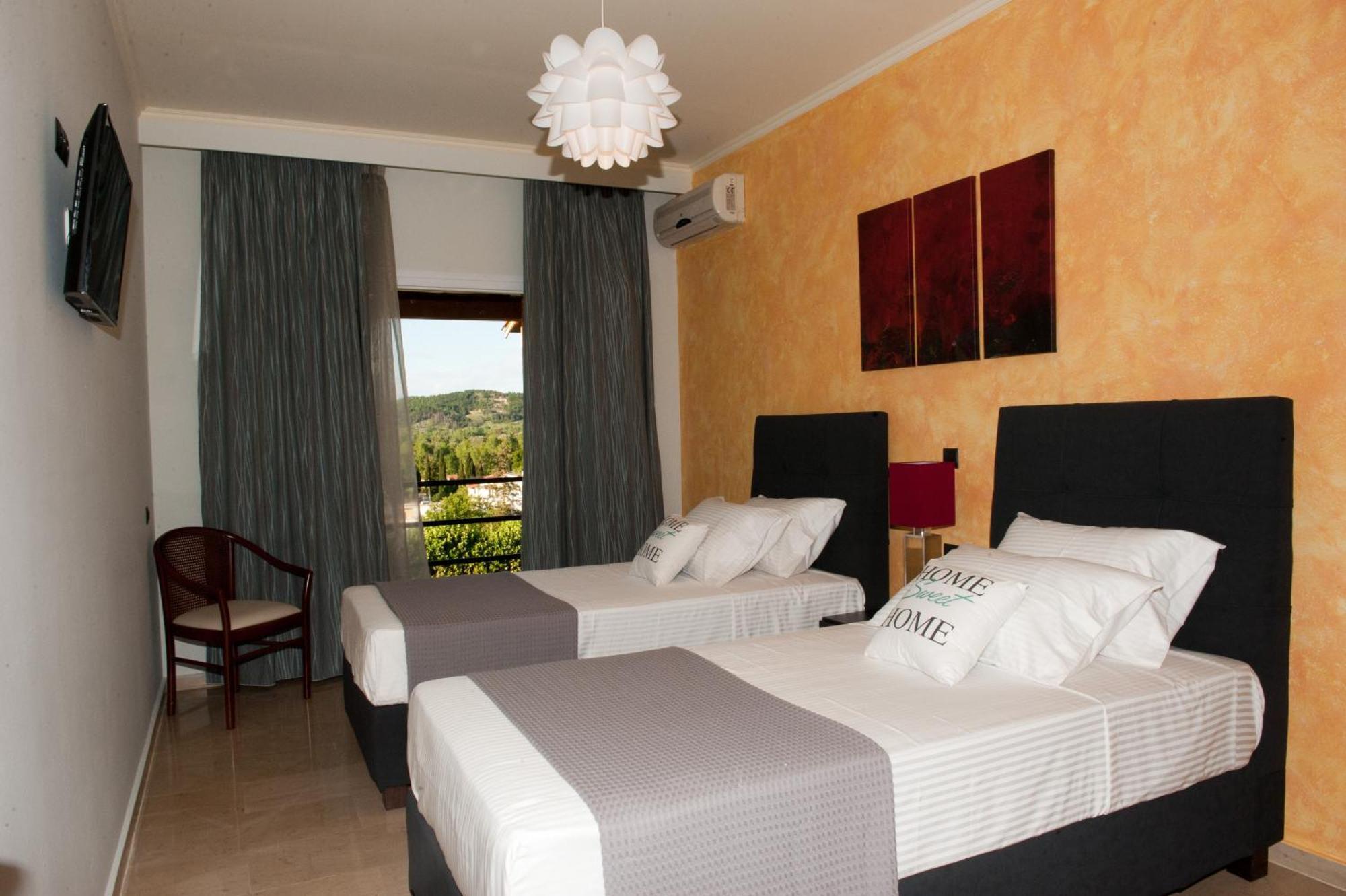 Serenita Apartments Ермонес Екстер'єр фото