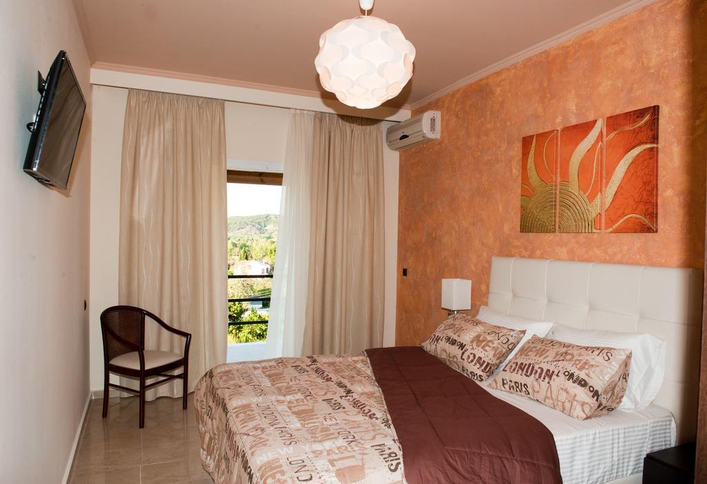 Serenita Apartments Ермонес Екстер'єр фото