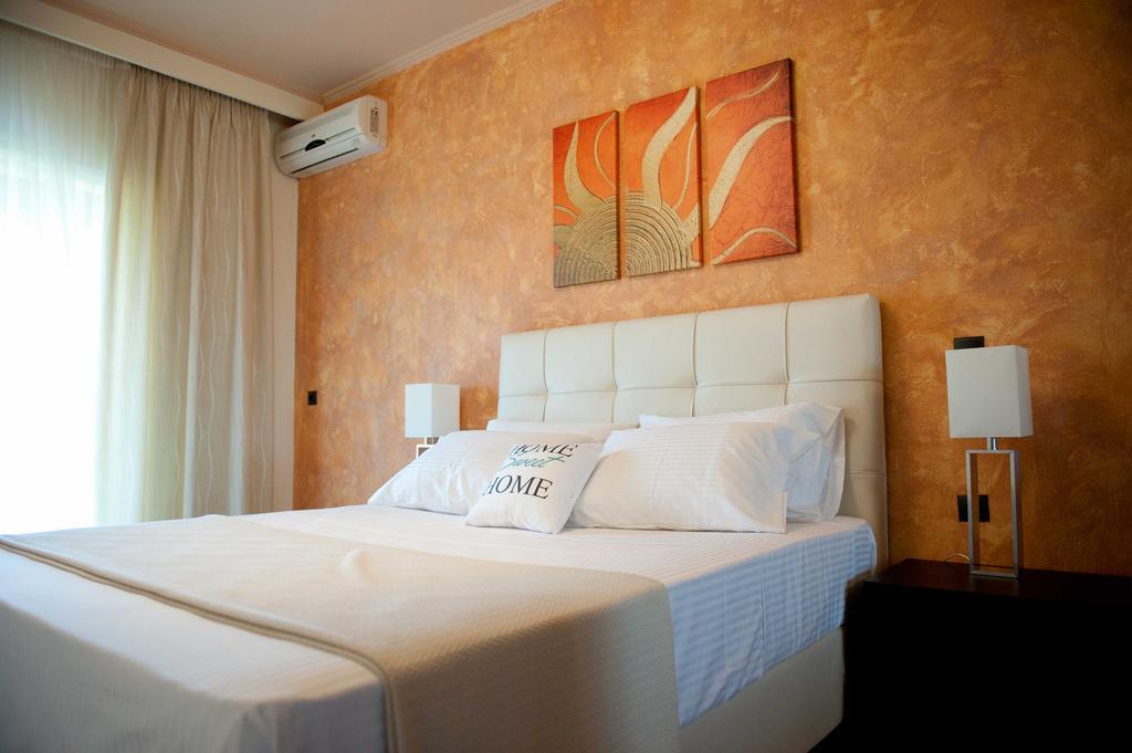 Serenita Apartments Ермонес Екстер'єр фото