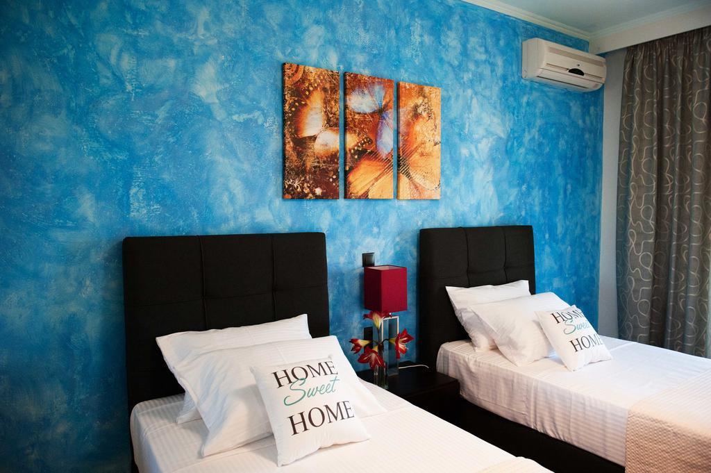 Serenita Apartments Ермонес Екстер'єр фото