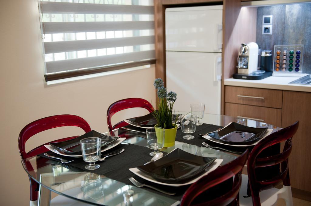 Serenita Apartments Ермонес Екстер'єр фото