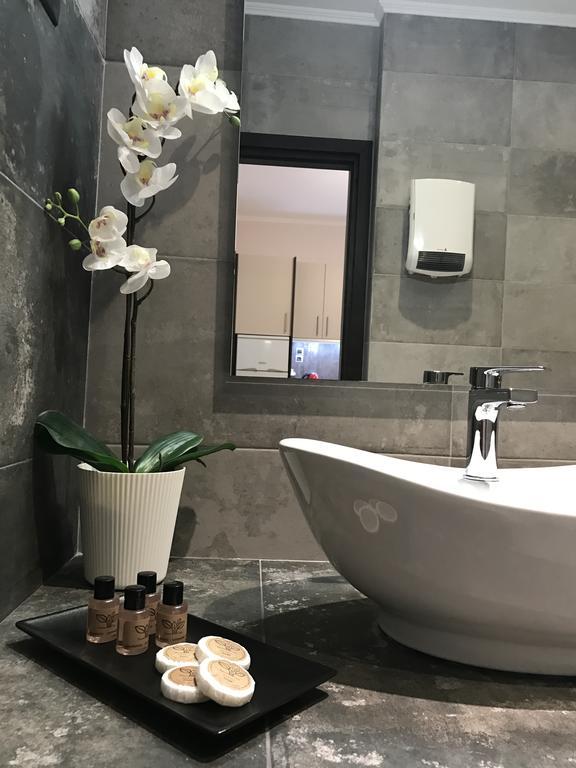 Serenita Apartments Ермонес Екстер'єр фото